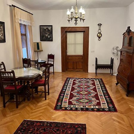 Casa Livia Brasov Apartamento Exterior foto